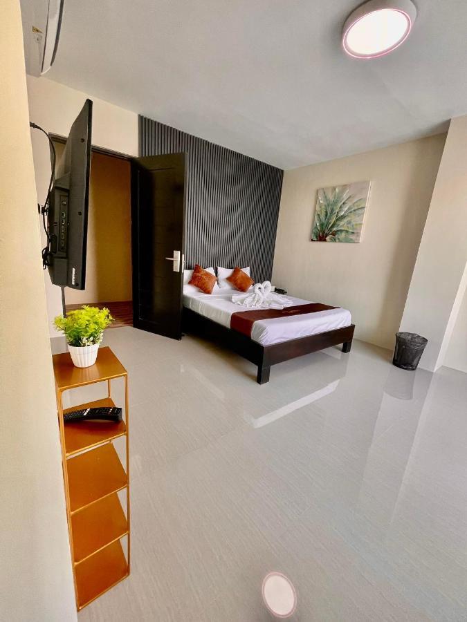 Hotel Dorotea Puerto Galera Dış mekan fotoğraf